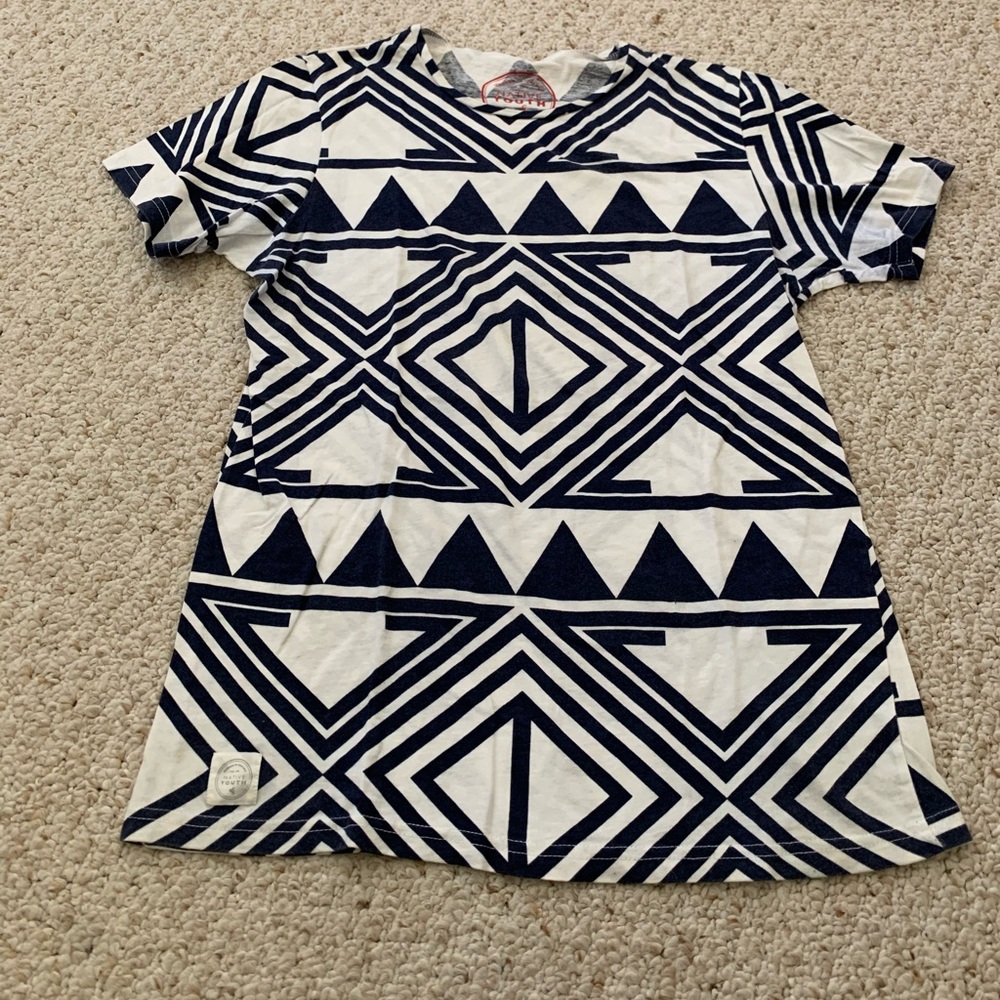 Native Youth t-shirt, men’s, size small.